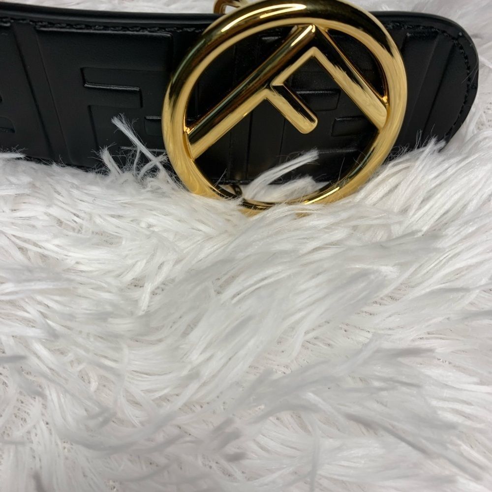 Fendi Buckle Belt.  🎉🎉🎉HOST PICK🥳🥳🥳 - Picture 5 of 16